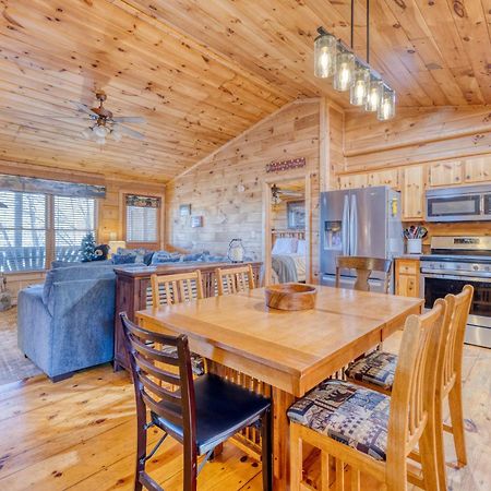 Secluded Sunrise Ridge-10 Min From Blue Ridge, King Beds, Hot Tub, 2 Porches, Fireplace Wood Burning, Mountain View, Cozy Ngoại thất bức ảnh